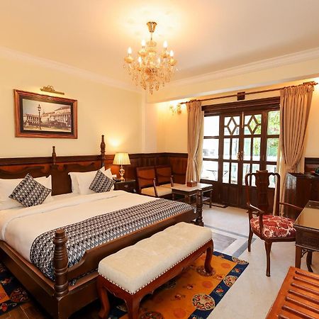 เบเบอร์ มาฮาล วิลาส Hotel กาฐมาณฑุ ภายนอก รูปภาพ