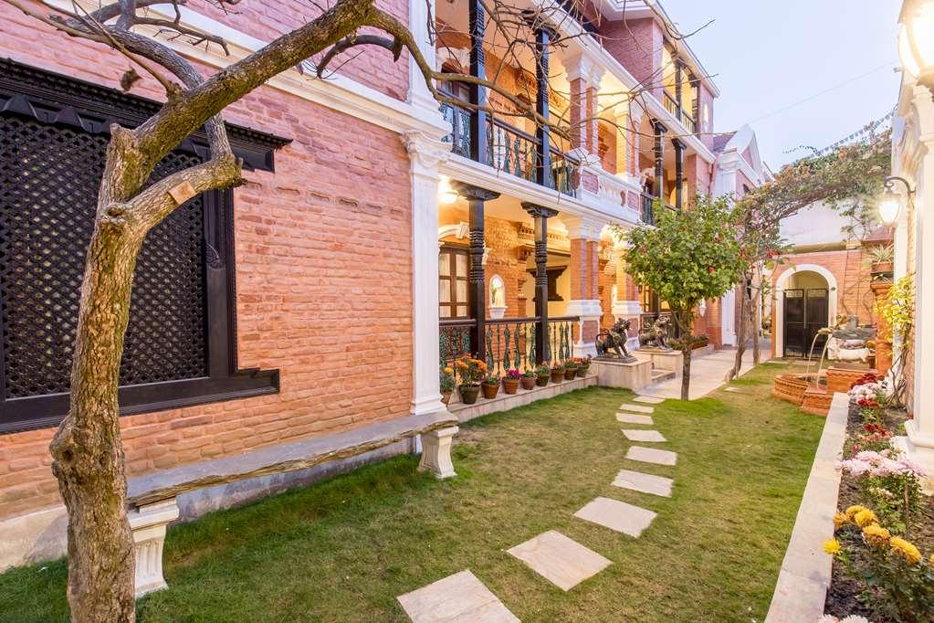 เบเบอร์ มาฮาล วิลาส Hotel กาฐมาณฑุ ภายนอก รูปภาพ