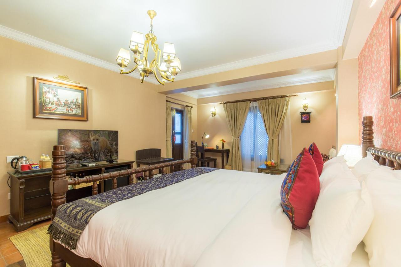 เบเบอร์ มาฮาล วิลาส Hotel กาฐมาณฑุ ภายนอก รูปภาพ