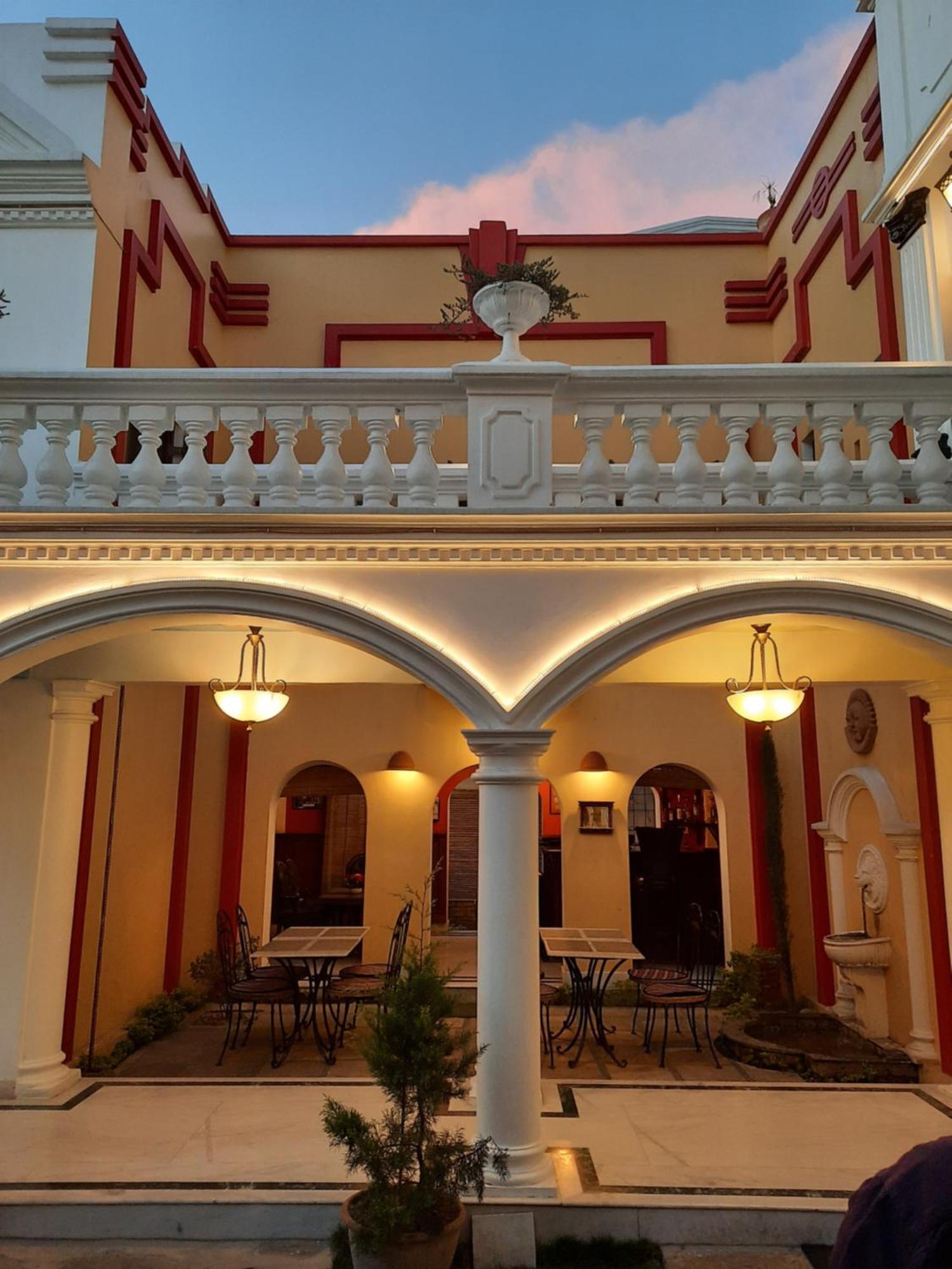 เบเบอร์ มาฮาล วิลาส Hotel กาฐมาณฑุ ภายนอก รูปภาพ