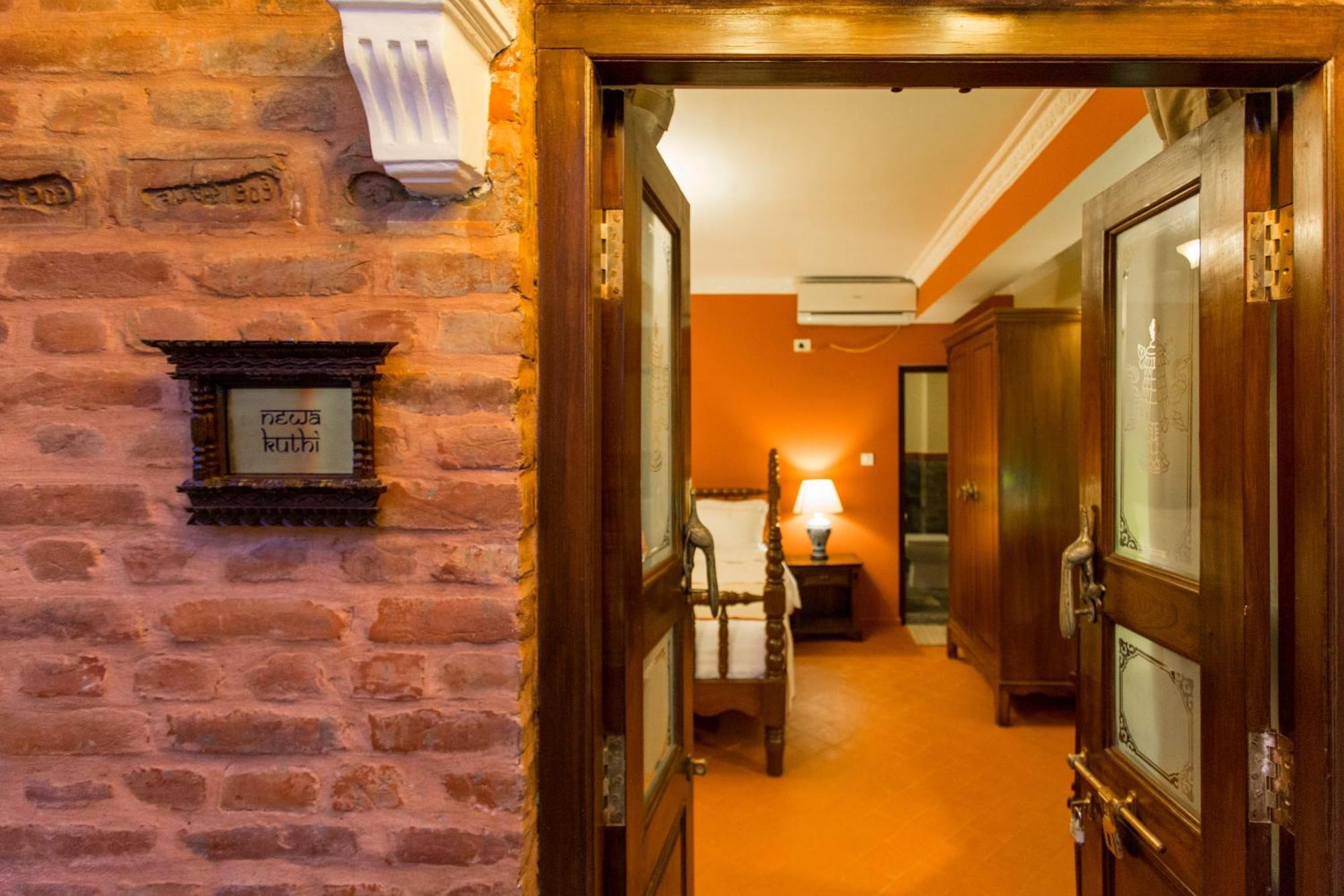 เบเบอร์ มาฮาล วิลาส Hotel กาฐมาณฑุ ภายนอก รูปภาพ