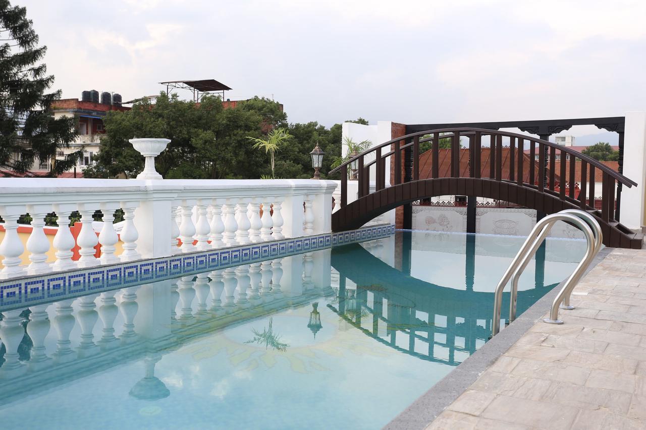 เบเบอร์ มาฮาล วิลาส Hotel กาฐมาณฑุ ภายนอก รูปภาพ