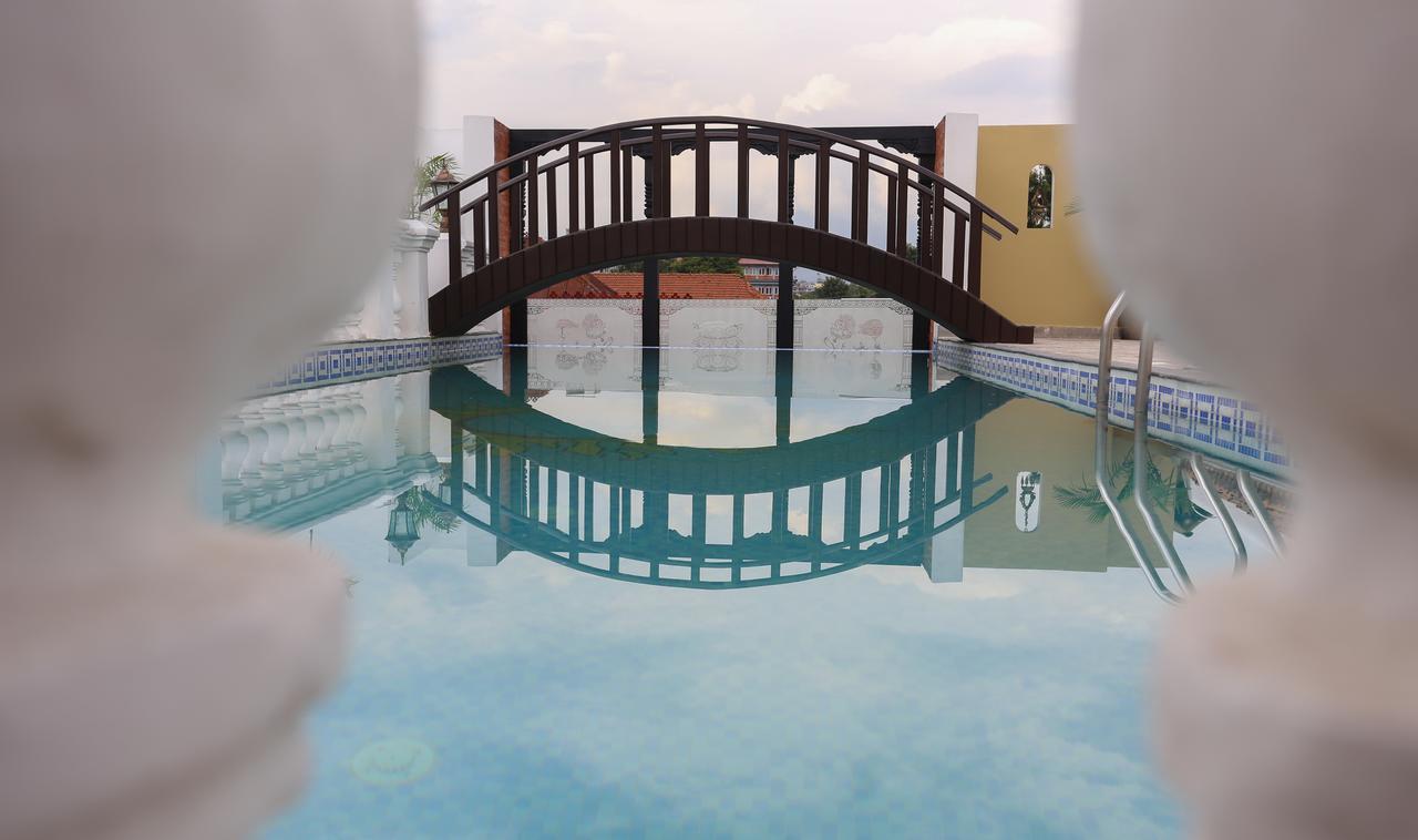 เบเบอร์ มาฮาล วิลาส Hotel กาฐมาณฑุ ภายนอก รูปภาพ