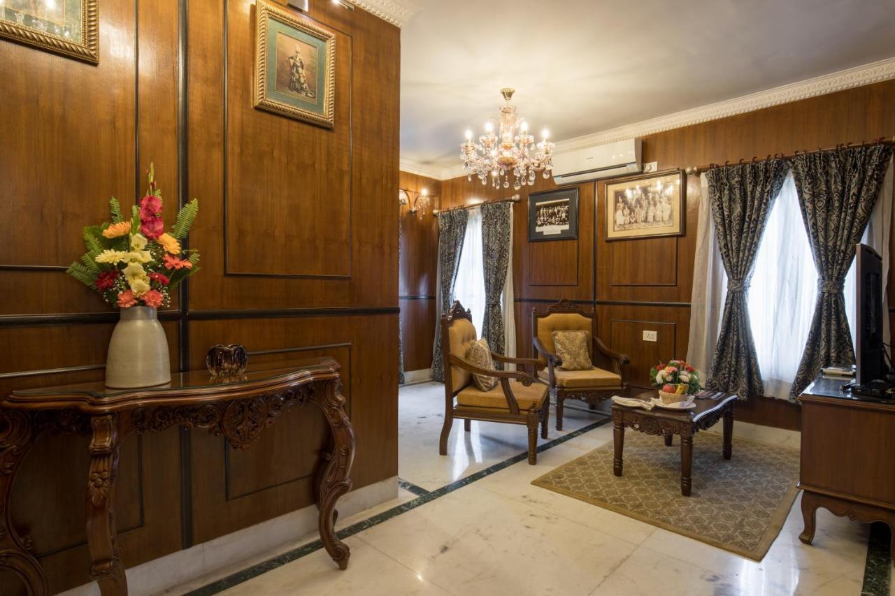 เบเบอร์ มาฮาล วิลาส Hotel กาฐมาณฑุ ภายนอก รูปภาพ